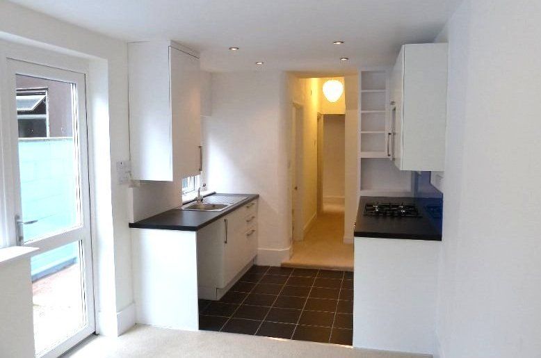 Flat refurbishment Sutton Court Road E13