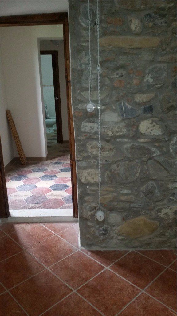 Impianto Elettrico in Treccia di Seta e Ceramica