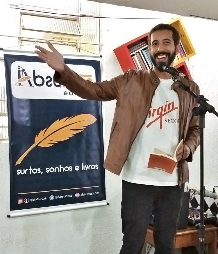 Felipe Said Bacelar lê seu poema