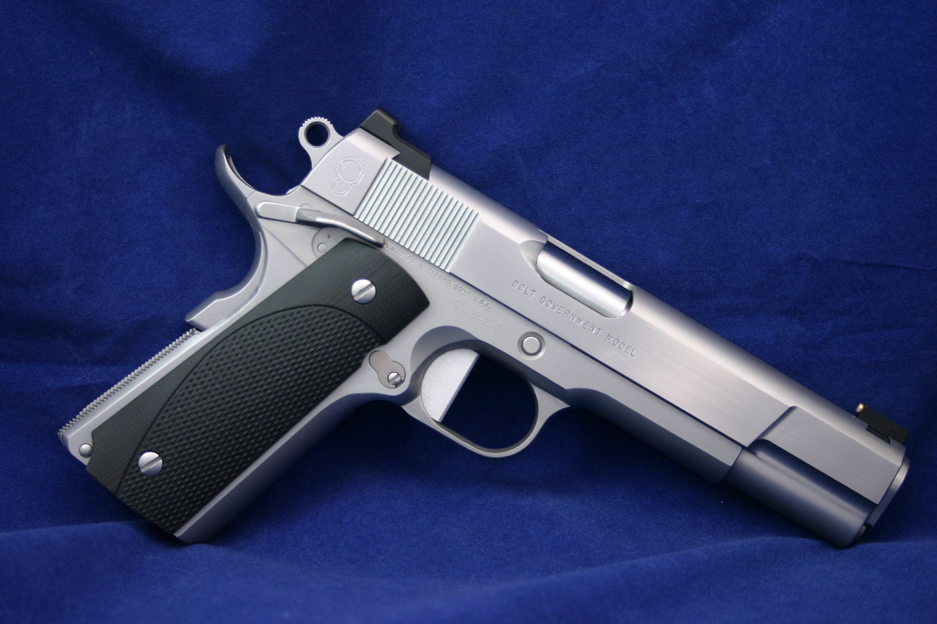 1911 custom pistol