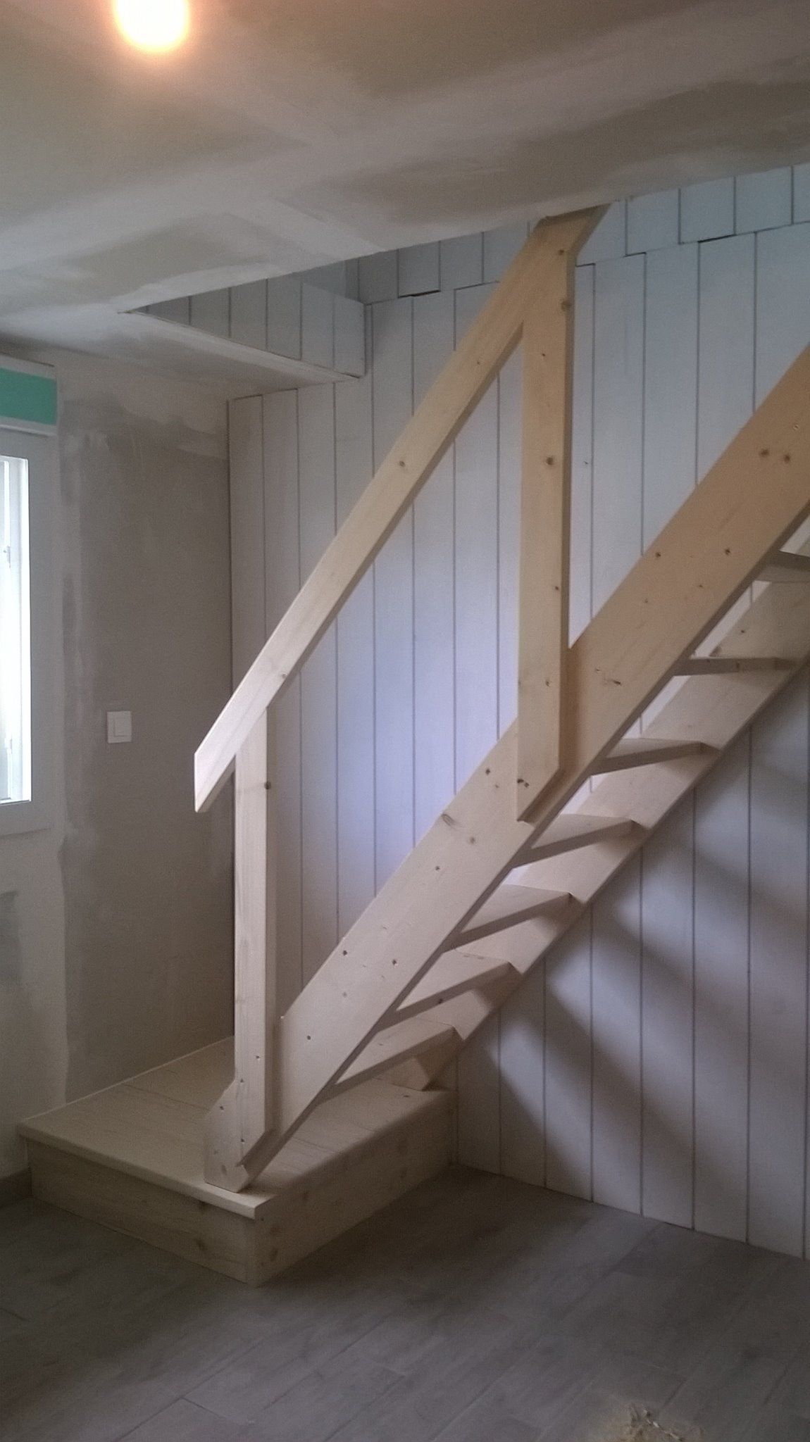 Pose escalier bois