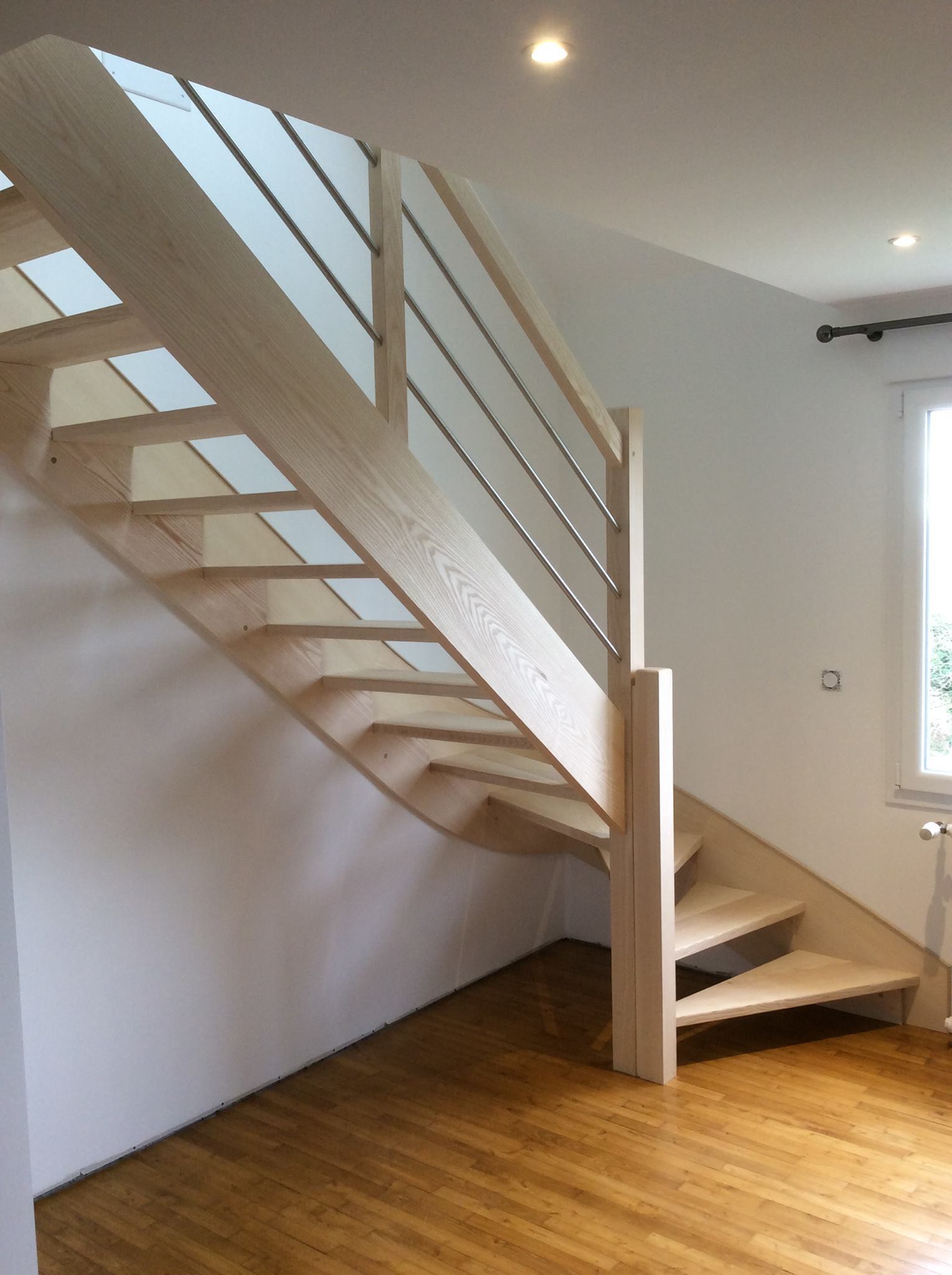 Escalier bois frêne