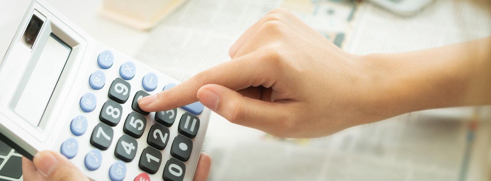 Hoe voorkom je dat je het risico loopt dat een te lage afkoopsom voor jullie woning gegeven wordt bij scheiding? Het Mediators Collectief (085-1307476) heeft daar het antwoord op! calculator