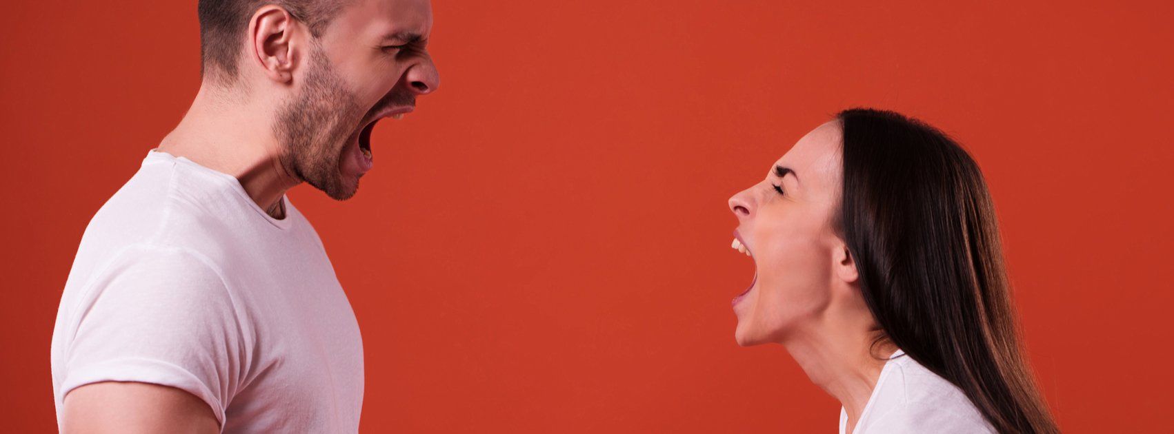 Het Mediators Collectief kan helpen een vechtscheiding te veranderen in een scheiding waarin op een normale manier met elkaar gesproken wordt man en vrouw schreeuwen