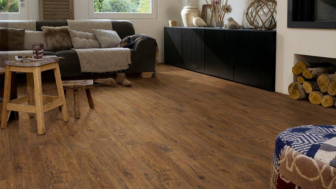 pavimento in legno per sala