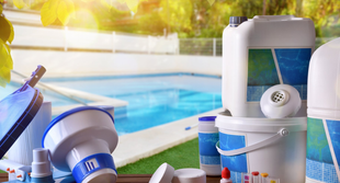 Sacramento Swimming Pool cleaning