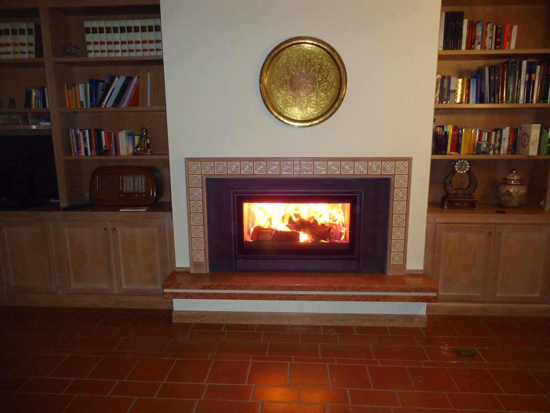 caminetto moderno