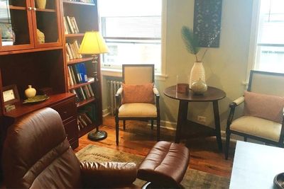 Therapist in Maryland Suzanne Corcoran
