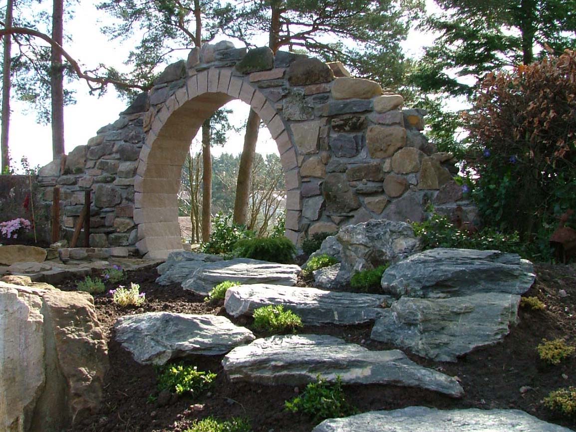 stone feature