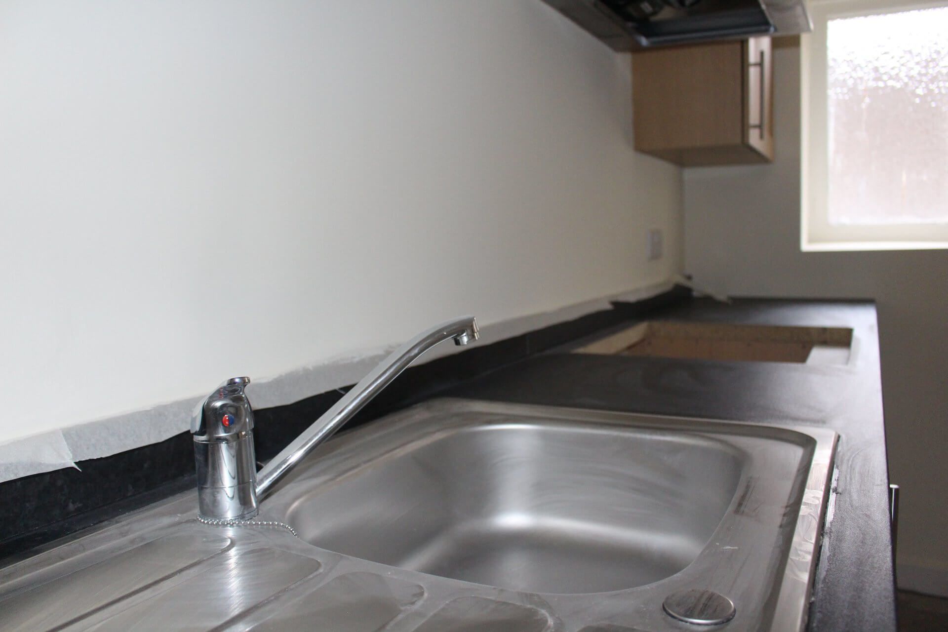 Sink installation