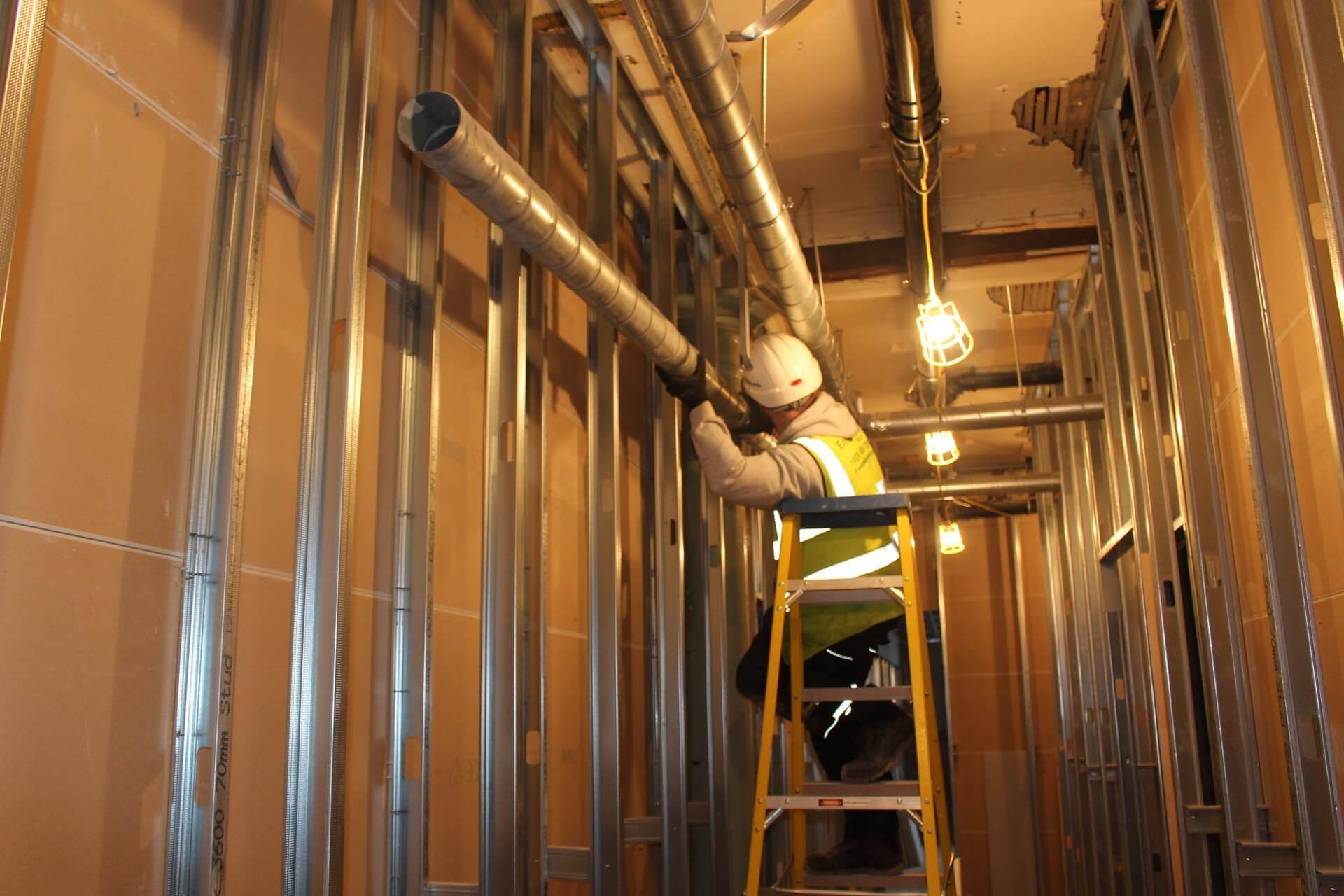 Underfloor plumber