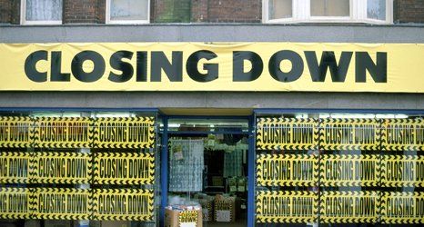 Closing down signage