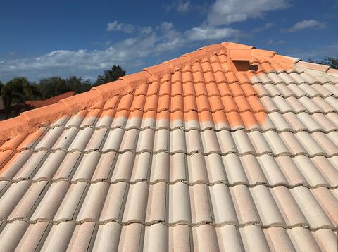 Unfinished Roof Coatings — Venice, FL — A-1 Roof Cleaning & Coating of Venice Unfinished Roof Coatings — Venice, FL — A-1 Roof Cleaning & Coating of Venice