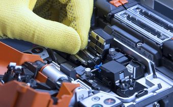 OPTIC FIBER SPLICING