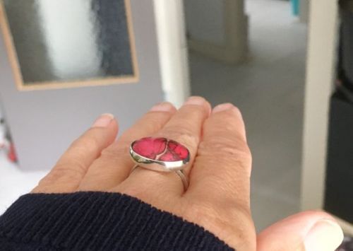 Zilveren ring met roze gekleurde agaat van Karen Klein edelsmid