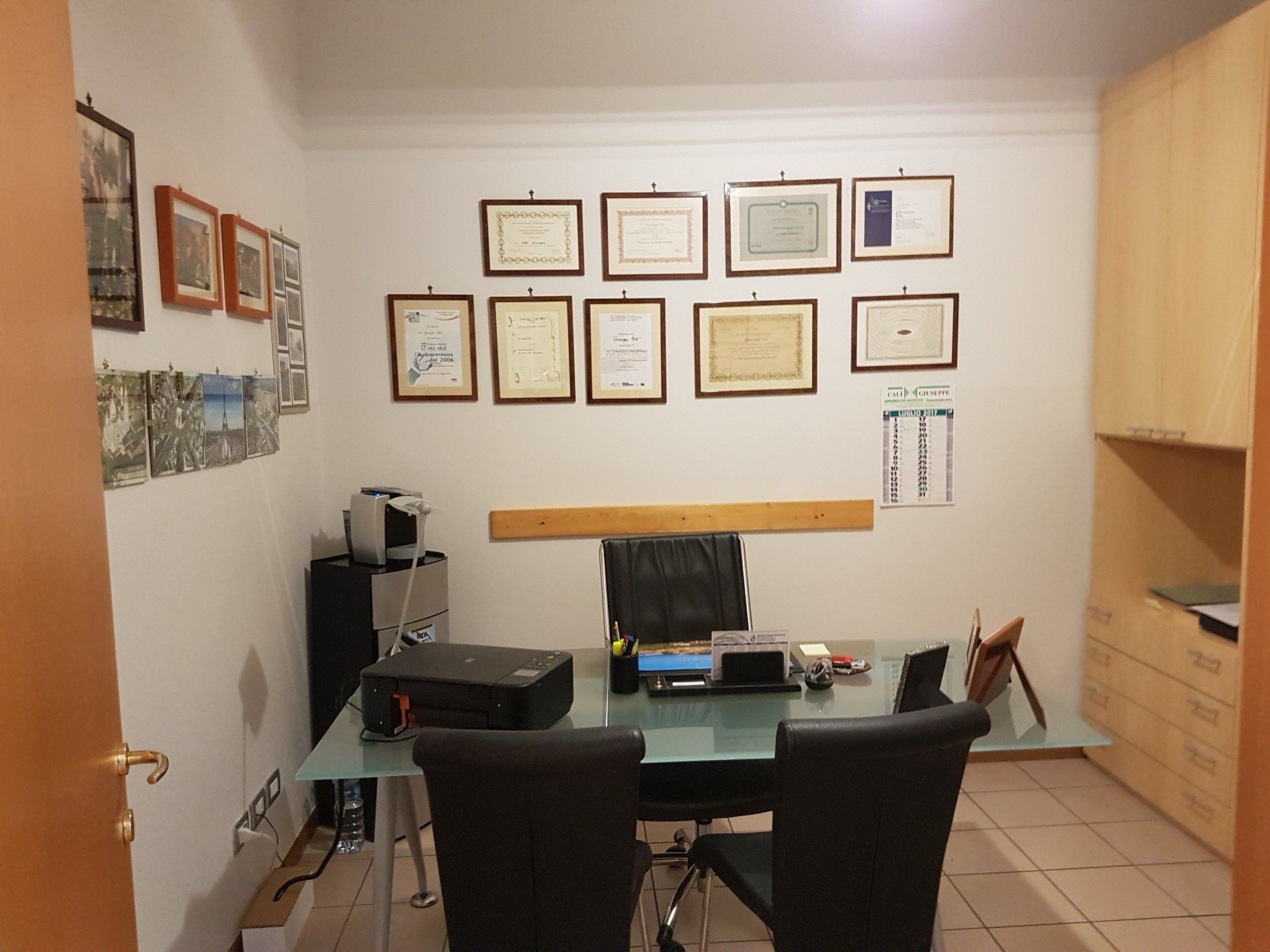 Sala per esami e visite del centro per l'udito