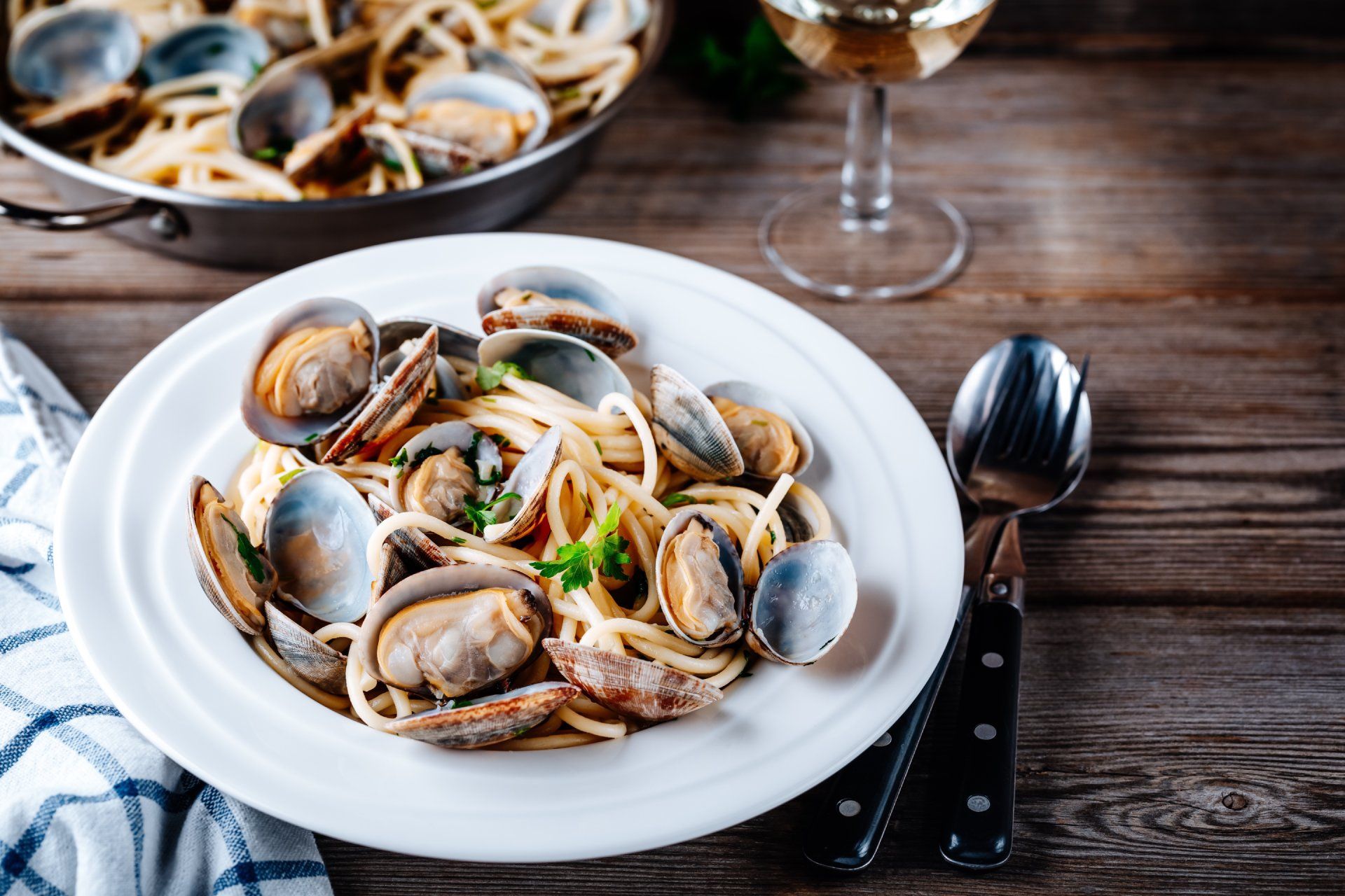spaghetti with clams
