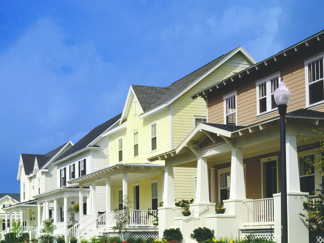 Huntsville, TX homes with columns