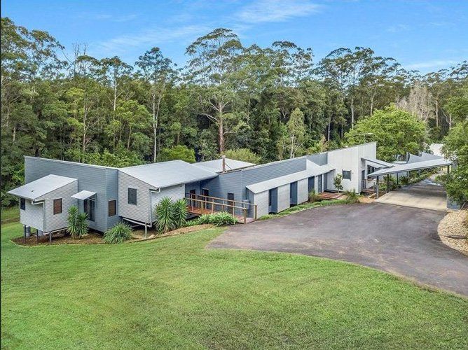 Gray House With Grass — Painter In Sunshine Coast, QLD
