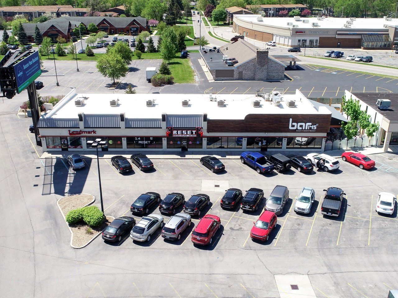 Riverhills Holdings Inc. - Omni Plaza