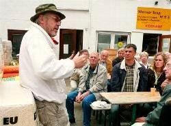 Besprechung