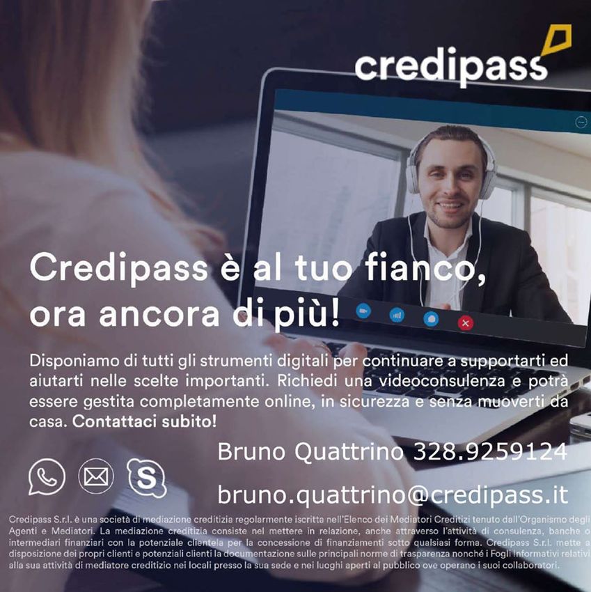 Pubblicità di Credipass: uomo in una videochiamata, messaggio 