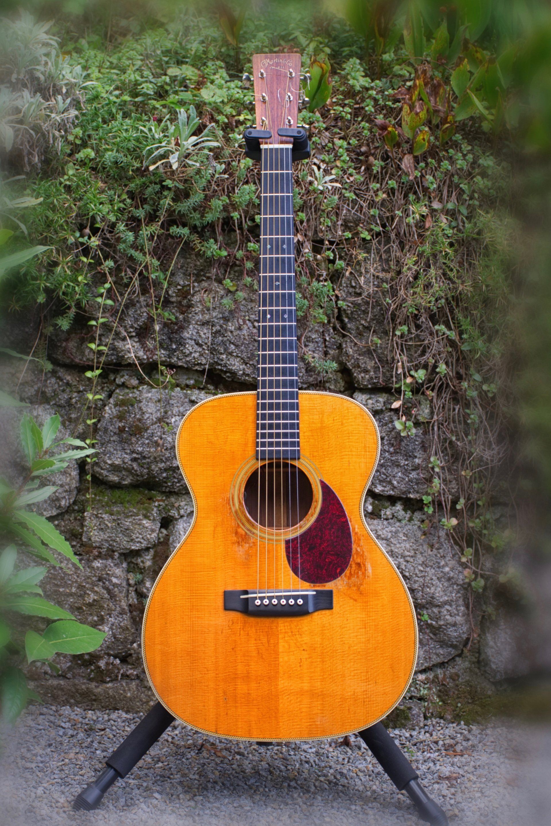 Martin OM 28V
