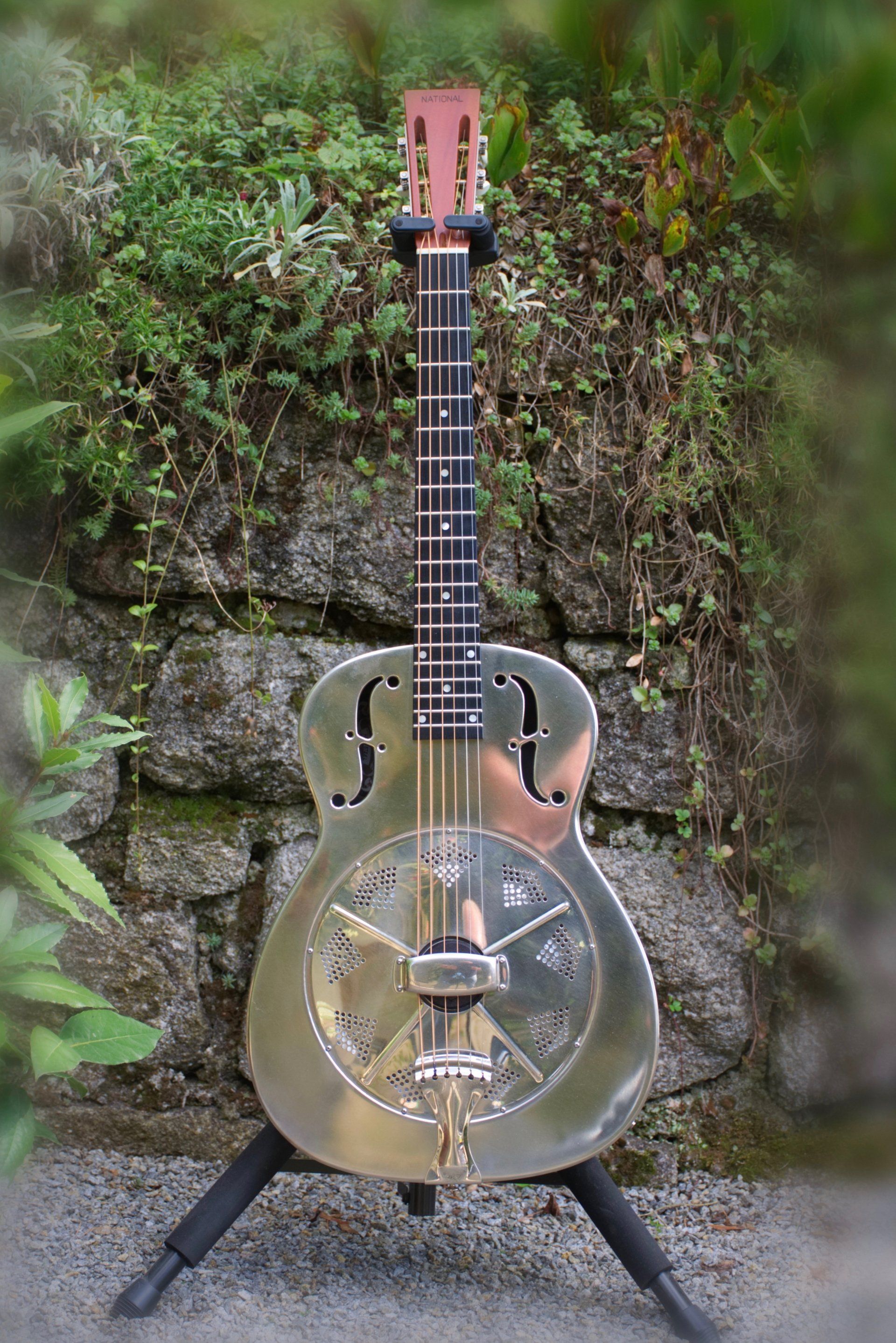 Martin OM 28V