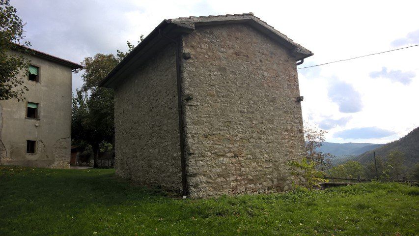 facciata da ristrutturare