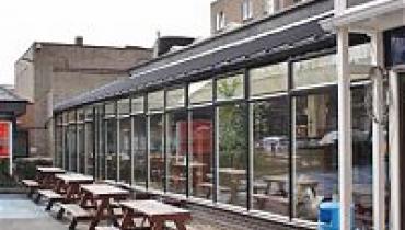 Park Inn Nottingham glass doors