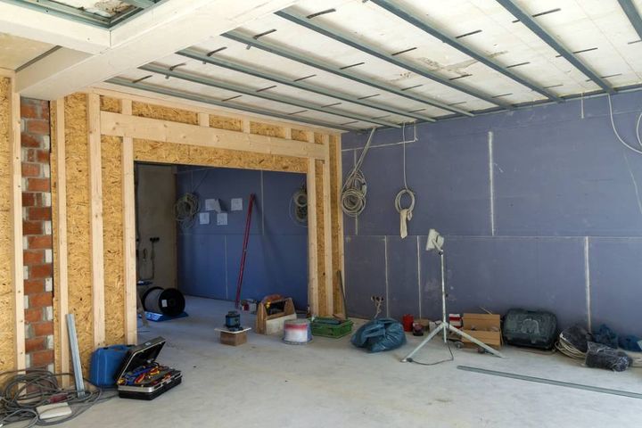 Rifacimento opere murarie in una costruzione civile