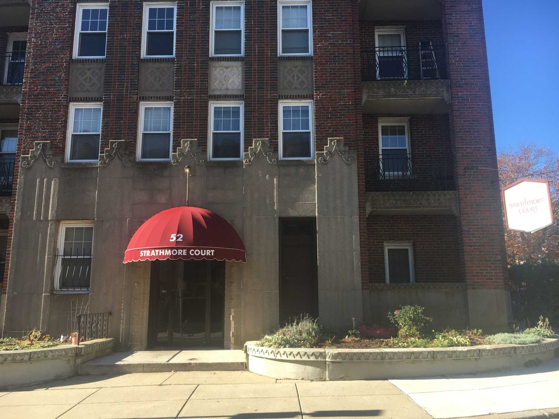 52 Strathmore