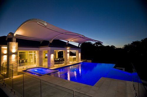 poolside glass fencing