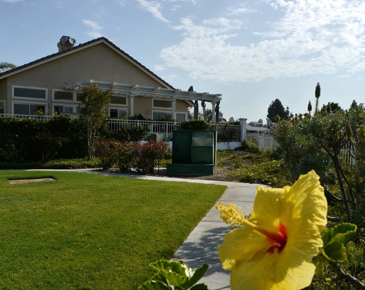 Enclosed HRP Hydraulic Power Unit in Signal Hill, California residential neighborhood housing tract, circa 1992.