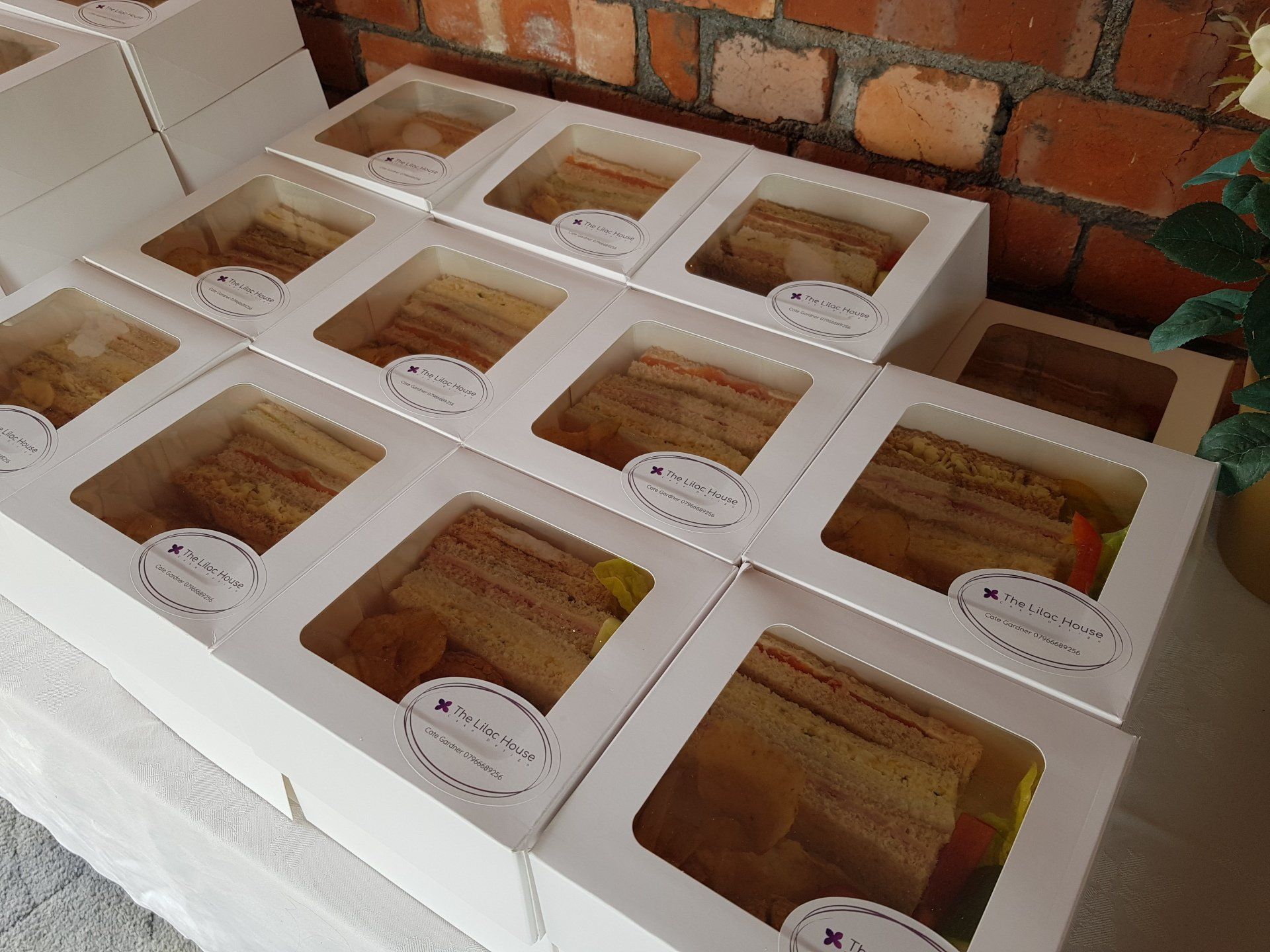Sandwiches in boxes