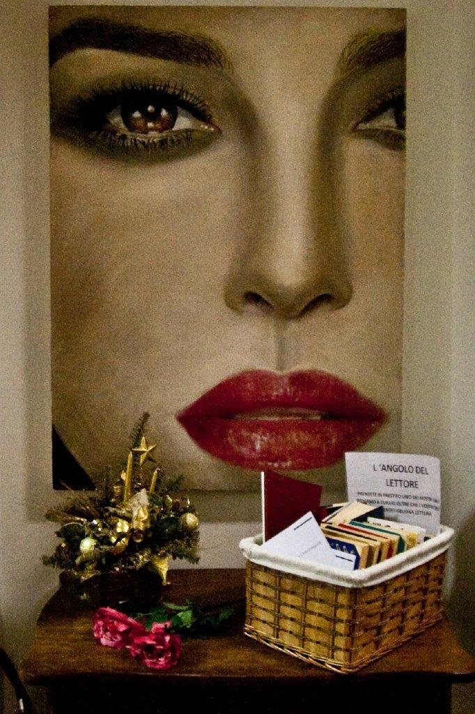 quadro con viso di donna