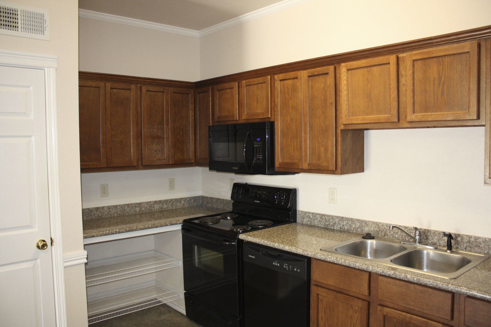Country Club Apartments Interior