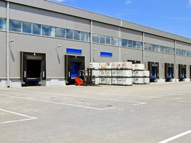 Industrial building