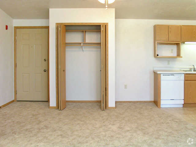 Deer Brook Apartment Gallery