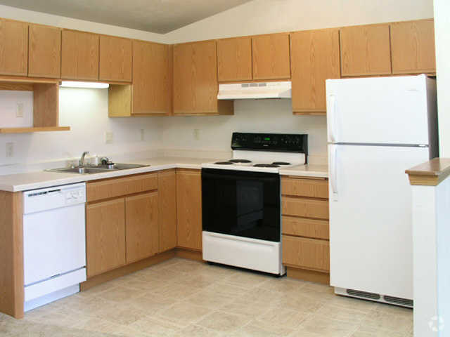 Deer Brook Apartment Gallery