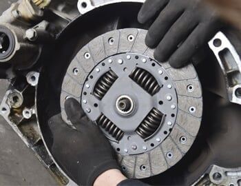 Vehicle clutch repair service Vehicle clutch repair service