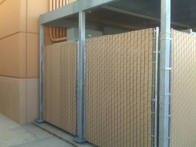 Chainlink fence — Wood Fences in Bakersfield, CA