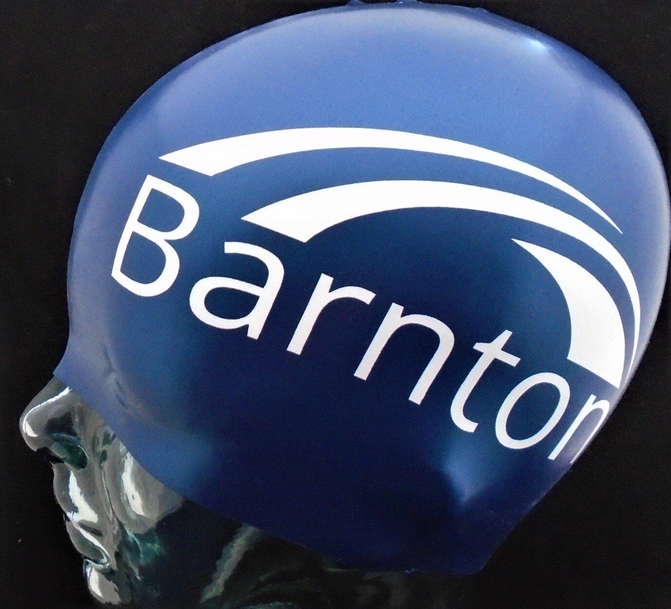 A blue helmet with the word barnton on it