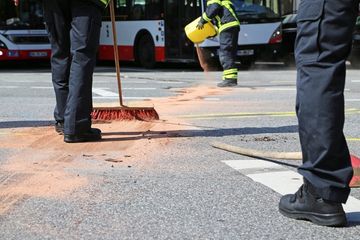 Applying Oil Absorbent — Ogden, UT — Coir Products LLC