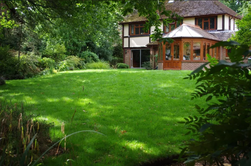 turf laying