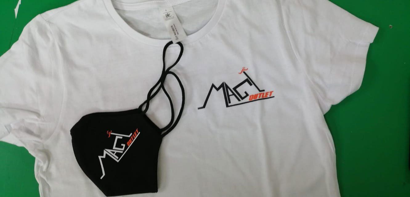 t-shirt con stampa personalizzata