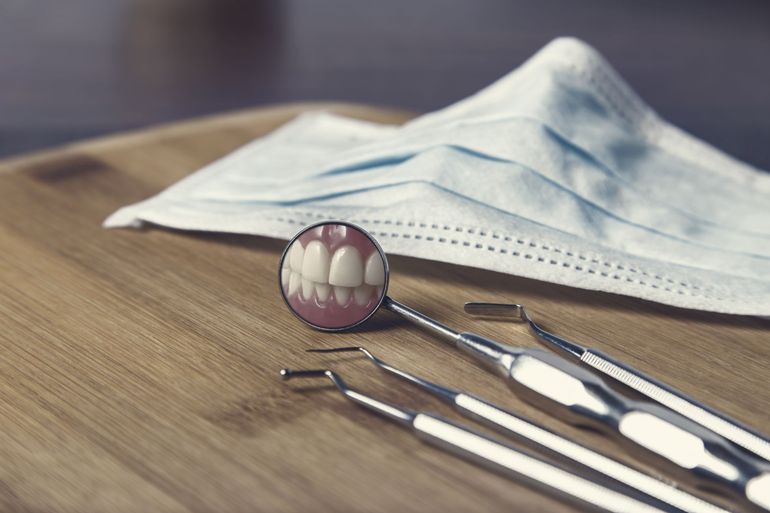 Strumenti di un ambulatorio odontoiatrico