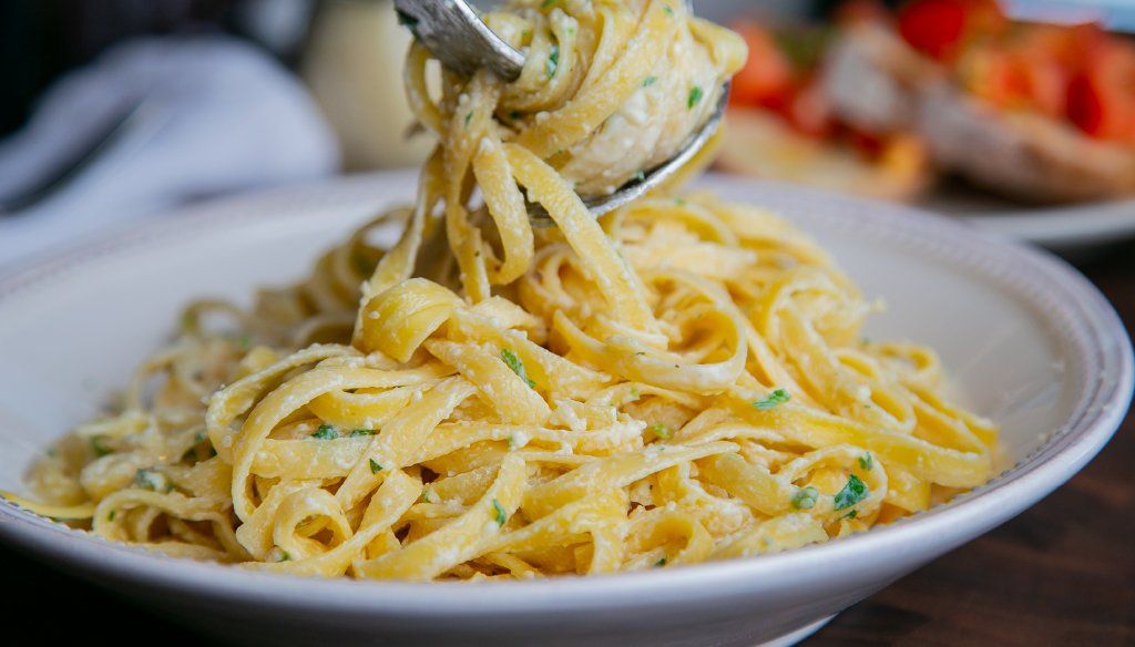 FETTUCCINE ALFREDO