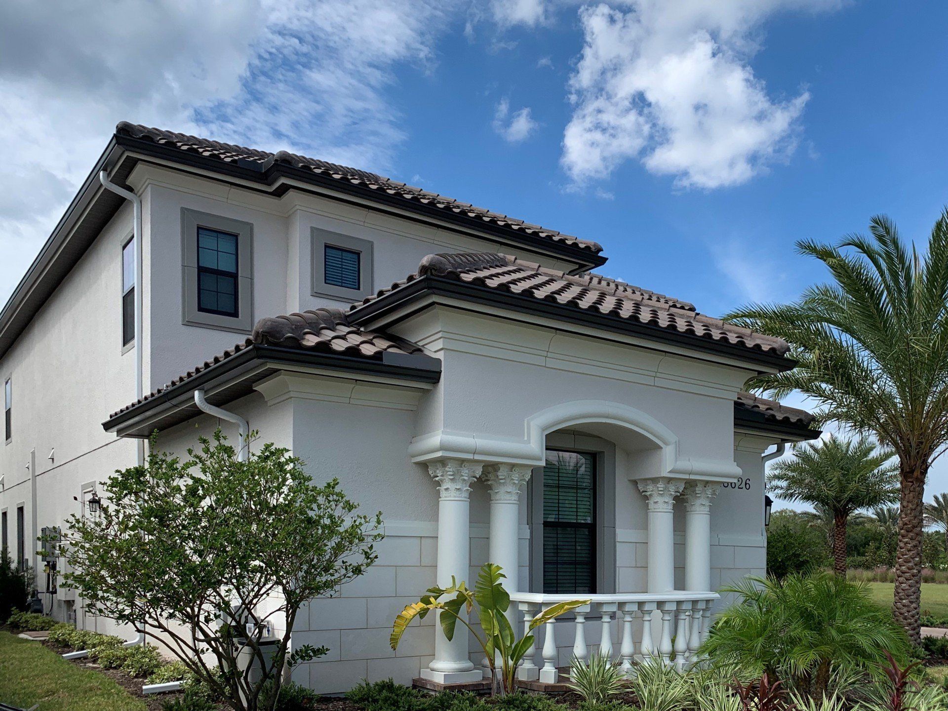 Expert Gutter Service in Tampa, FL