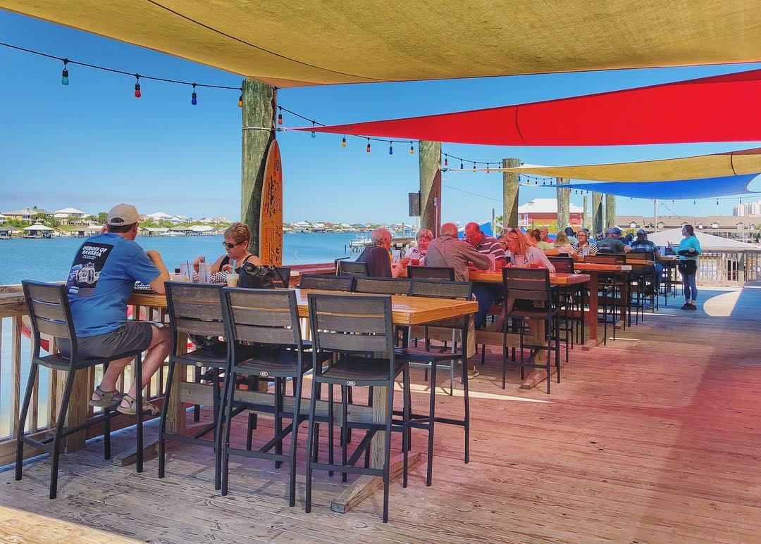 fun restaurants in orange beach